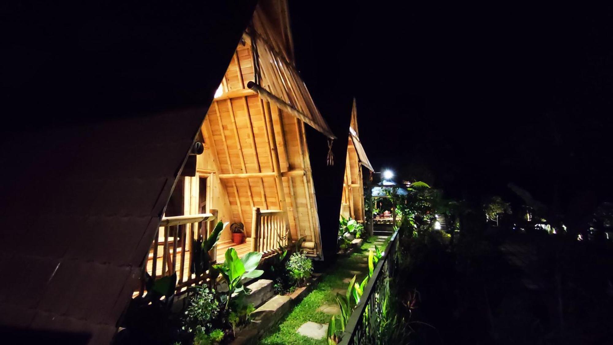 Sekumpul Bali Hidden Space Singaraja Esterno foto